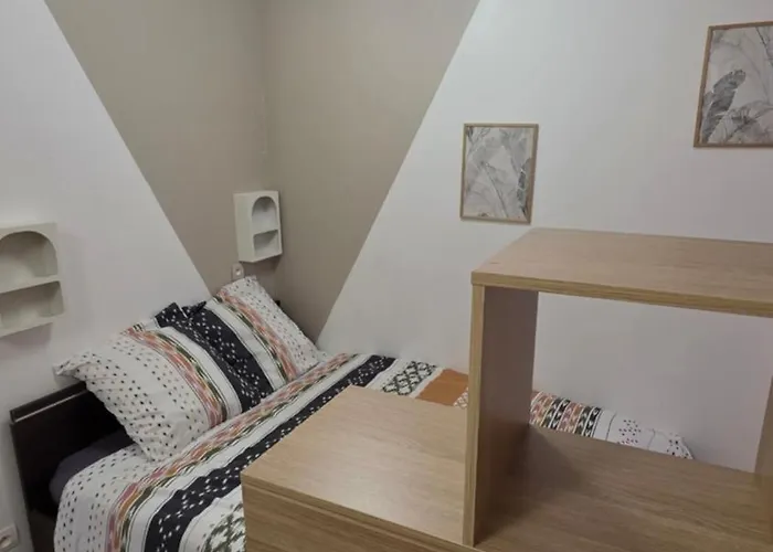 Le Petit Cocon Centre Apartamento Tuchan